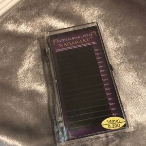 Eyelash extensions size 14 mm .20 D